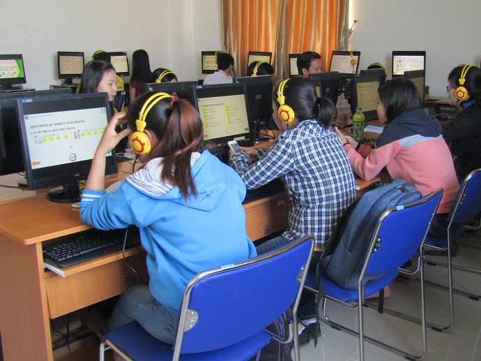 Kỳ thi tiếng Hàn trên máy tính dành cho người lao động về nước đúng thời hạn-Kỳ 2 năm 2018